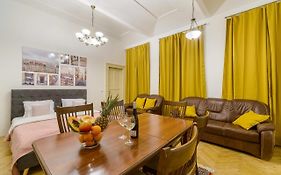 Cozy Apartment Near Stefanikuv Most
